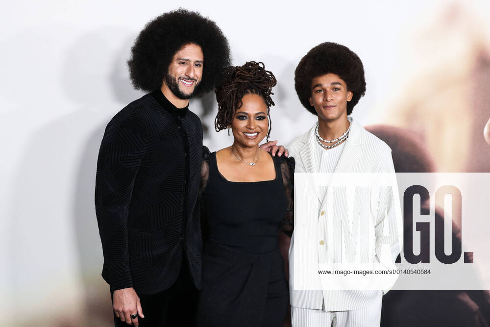 Bilder des Jahres 2021, Entertainment 10 Oktober Entertainment Themen der Woche KW43 Los Angeles Premiere Of Netflix s Colin In Black And White American civil rights activist and former football quarterback Colin Kaepernick, filmmaker Ava DuVernay and actor Jaden Michael arrive at the Los Angeles Premiere Of Netflix s Colin In Black And White held at the Academy Museum of Motion Pictures on October 28, 2021 in Los Angeles, California, United States. Los Angeles California United States