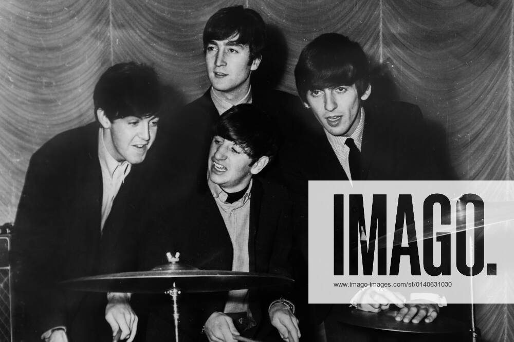 Fans of The Beatles scream during a concert in the early Sixties. Unknown, Unknown, UK, Ref:VM SHO Beatles Ringo on drums.jpg, The Beatles, fans, concert, screaming