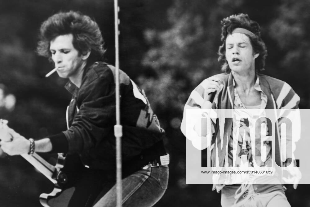 The Rolling Stones frontman Mick Jagger shows off his infamous pout during a gig at Roundhay Park, Leeds, England. , Mick Jagger Roundhay Park, Leeds, UK, Ref:VM SHO Mick Jagger Keith Richards.jpg, Mick Jagger, The Rolling Stones, gig, Roundhay Park, Leeds, Live at Leeds, UK