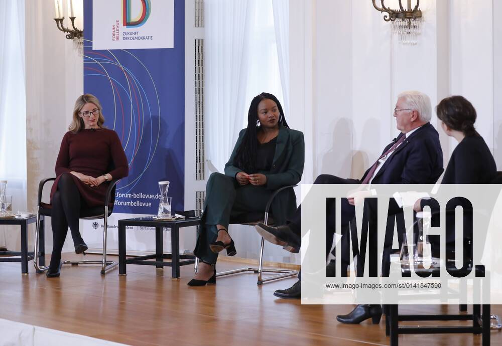 Medical ethicist and Chair of the German Ethics Council Alena Buyx, Aminata Toure, Vice-President of the Schleswig Holstein State Parliament, Federal President Frank Walter Steinmeier, jurist Laura Münkler, Germany, Berlin, Bellevue Palace , Forum Bellevue on the Future of Democracy , 12 Forum Bellevue What can the state learn from the pandemic?