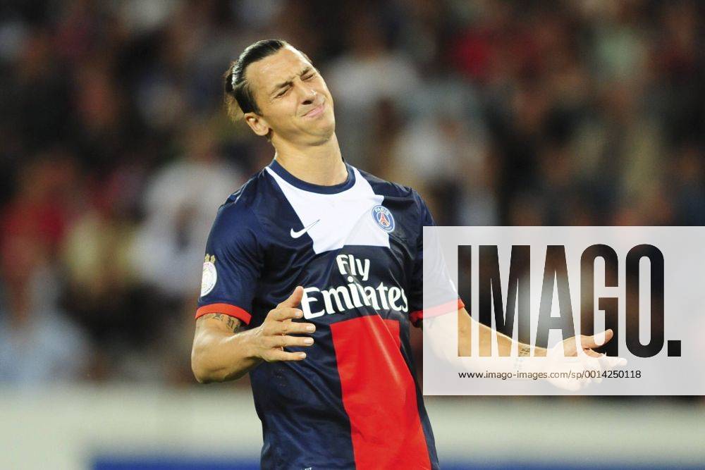 Deception de Zlatan Ibrahimovic (PSG) FOOTBALL : PSG vs Ajaccio - L1 - 18 08 2013 JBAutissier Panoramic