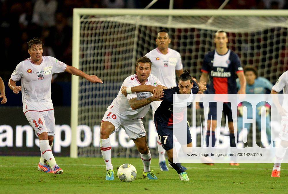Javier Pastore (psg) - Adrian Mutu (aja) FOOTBALL : Paris SG vs Ajaccio - Ligue 1 - 18 08 2013 AnthonyBIBARD FEP Panoramic