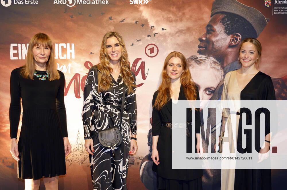 Gabriele Wolff, Simone Höller, Franziska Brandmeier and Greta Gilles at the preview of the TV series A Touch of America at the Representation of the State of Rhineland-Palatinate to the Federal Government Berlin, 23 11 2021 Foto:xJ.xFuturexImage