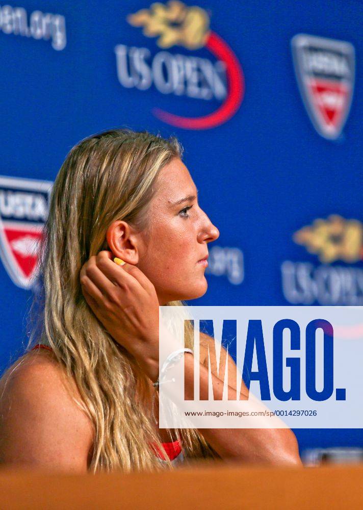 TENNIS - WTA, US Open 2013 NEW YORK CITY,NEW YORK,USA,24.AUG.13 - TENNIS - WTA Tennis Damen Tour, US Open 2013, Grand Slam, Flushing Meadows, Pressekonferenz. Bild zeigt Victoria Azarenka (BLR).