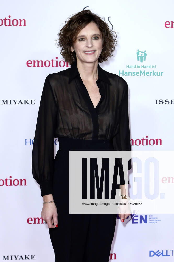 Katarzyna Mol Wolf at the 10 presentation of the EMOTION Award 2021 at the Curio Haus Hamburg, 26 11 2021 Foto:xC.xTamckex xFuturexImage