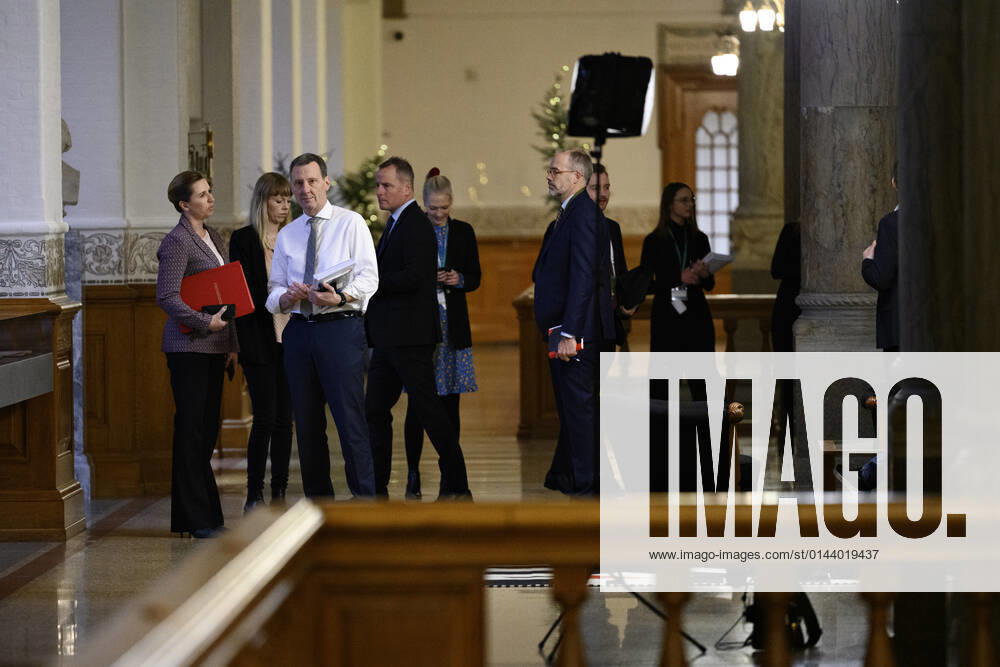 Prime Minister Mette Frederiksen S and Minister of Justice Nick Haekkerup S immediately before they are to openly consult on guidelines for storing emails and text messages, in the County Council Chamber at Christiansborg in Copenhagen on Tuesday, December 7, 2021, Copenhagen Denmark