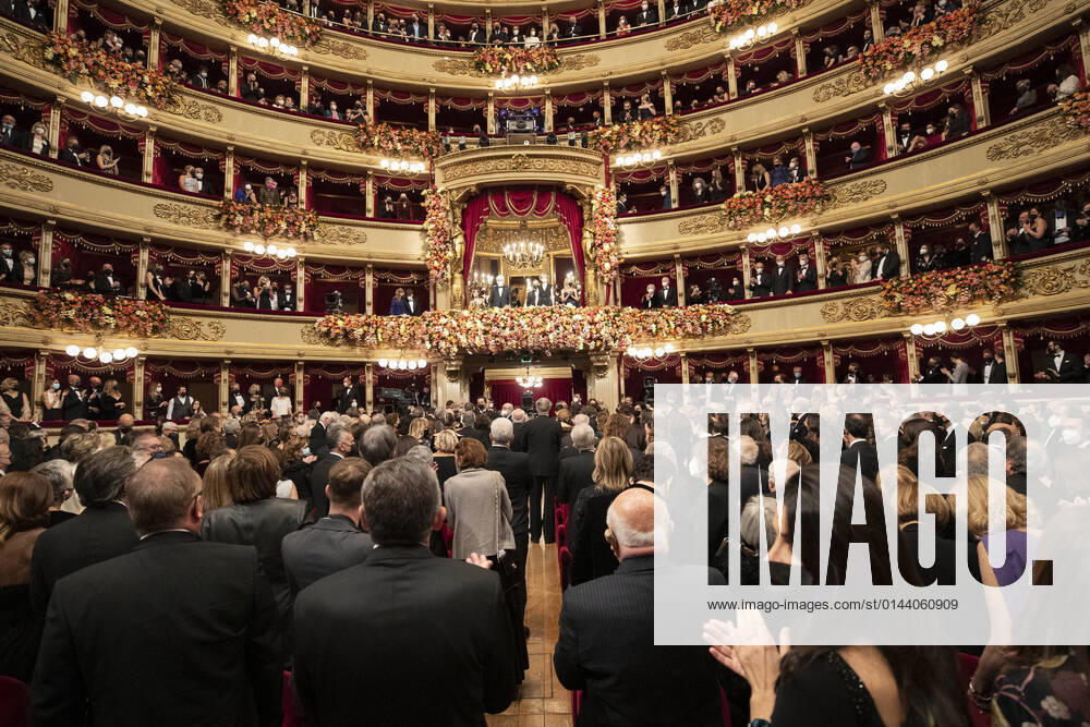 Photo IPP Francesco Ammendola Milan 7 12 2021 The President of the Republic Sergio Mattarella and Mrs. Laura, on the occasion of Macbeth, premiere of the opera and ballet season 2021 2022 of Teatro alla Scala Photo by Francesco Ammendola Press and Communication Office of the Presidency of the Republic 0