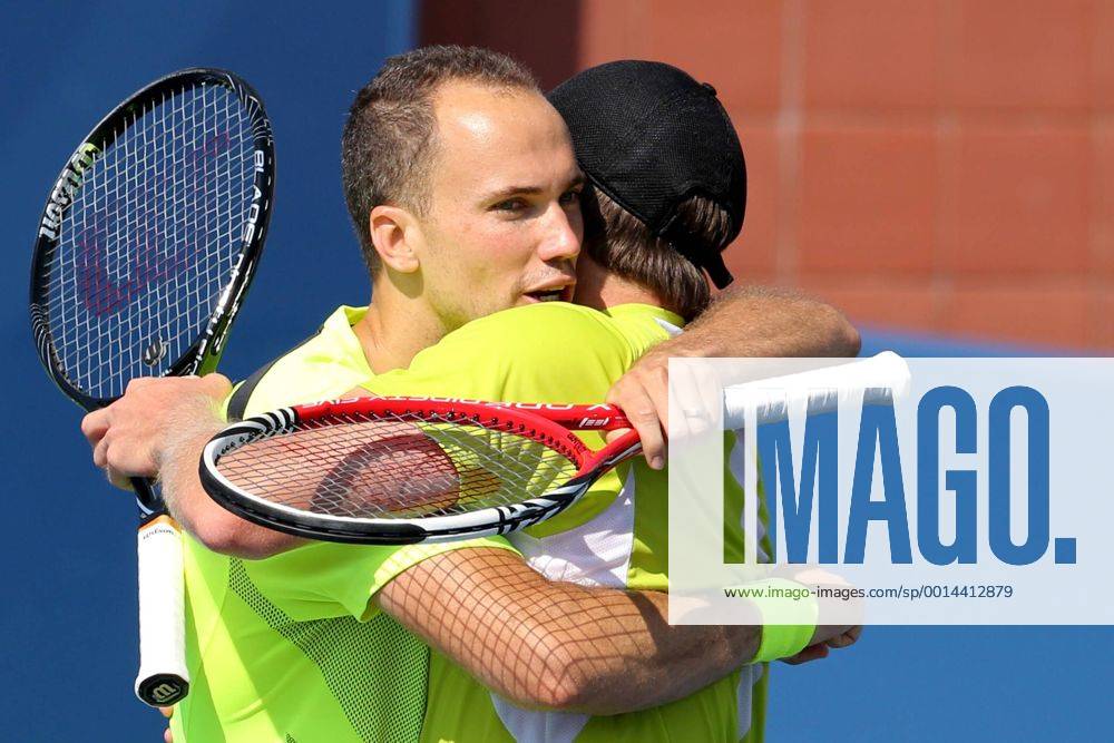 TENNIS - ATP, US Open 2013 NEW YORK CITY,NEW YORK,USA,03.SEP.13 - TENNIS - ATP Tennis Herren World Tour, US Open 2013, Grand Slam, Flushing Meadows, Doppel. Bild zeigt den Jubel von Bruno Soares (BRA) und Alexander Peya (AUT).