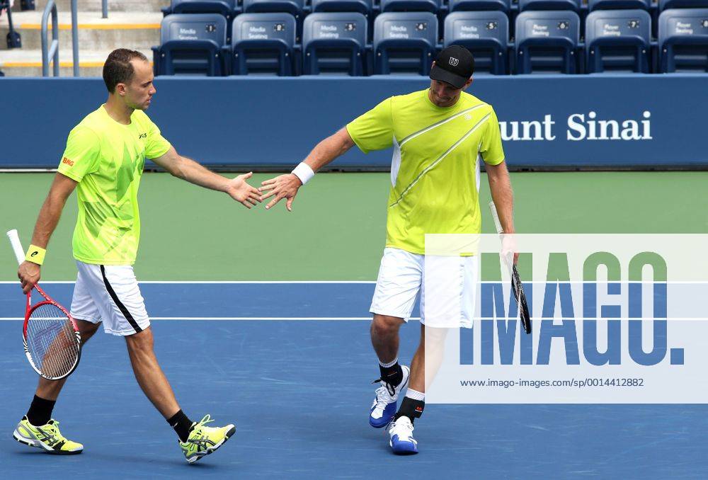TENNIS - ATP, US Open 2013 NEW YORK CITY,NEW YORK,USA,03.SEP.13 - TENNIS - ATP Tennis Herren World Tour, US Open 2013, Grand Slam, Flushing Meadows, Doppel. Bild zeigt Bruno Soares (BRA) und Alexander Peya (AUT).