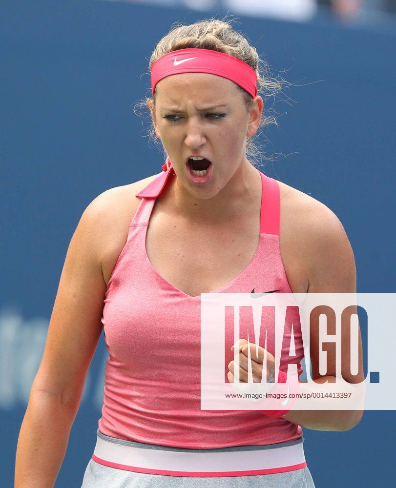 US Open 2013, USTA Billie Jean King National Tennis Center, Flushing Meadows, New York, ITF Grand Slam Tennis Tournament . Victoria Azarenka (BLR) macht die Faust und jubelt,Jubel,Emotion,Einzelbild,Halbkoerper,Hochformat