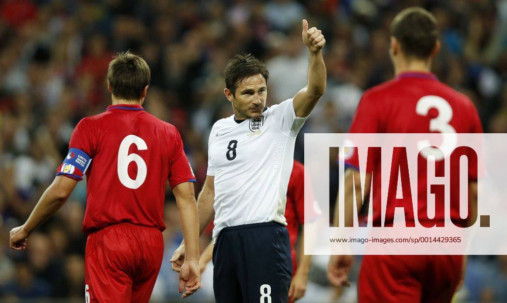Frank Lampard (C) of England gestures during the FIFA 2014 World Cup Qualifying Group H match between England and Moldova at Wembley Stadium in London, Britain on Sept. 6, 2013. England won 4-0.(Xinhua Wang Lili) (SP)BRITAIN-LONDON-SOCCER-FIFA 2014 WORLD CUP QUALIFIER-ENGLAND VS MOLDOVA