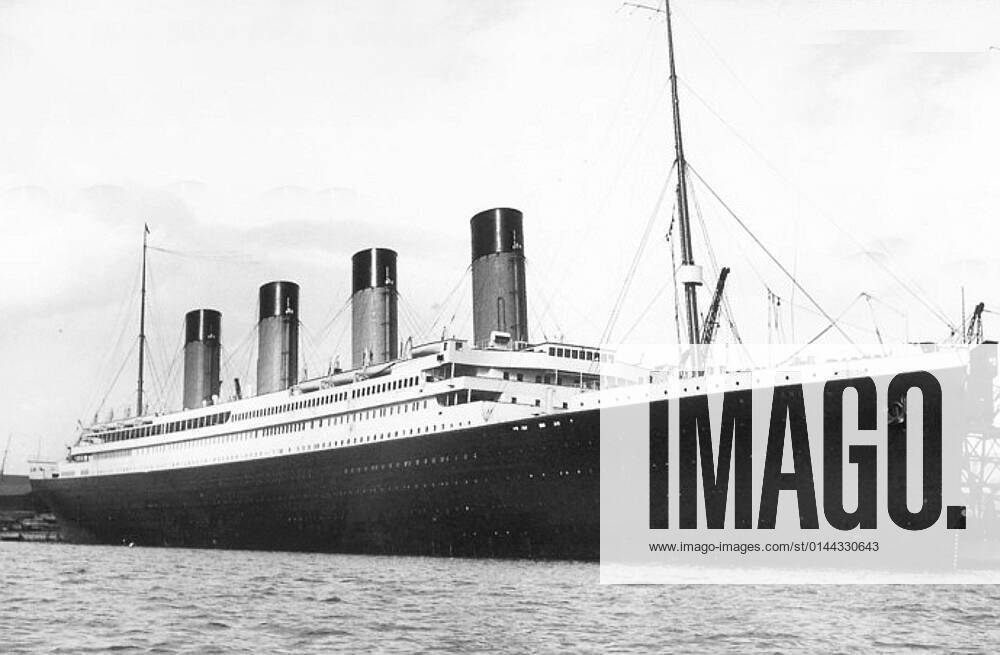 RMS Titanic at Southampton ca. 1912 . . 1062_05_L_-10930-