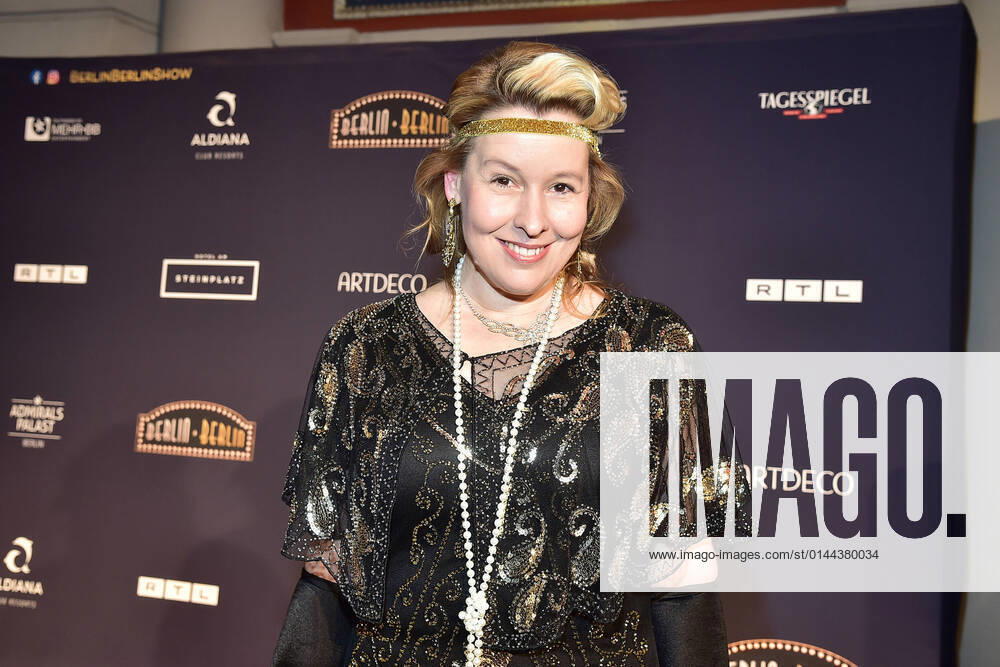 Premiere BERLIN BERLIN Franziska Giffey, SPD, politician Franziska Giffey, SPD, politician Arrival red carpet to the Premioere BERLIN BERLIN in the Admiralspalast in Berlin on 10 12 2021 Photopress Mueller