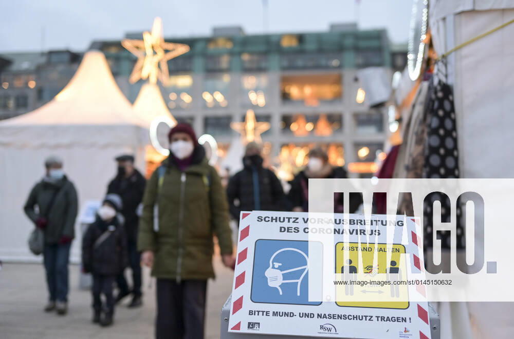 DEUTSCHLAND, Hamburg, Corona Pandemie, Weihnachtsmarkt an der Alster mit Corona Regelungen Hamburg Deutschland