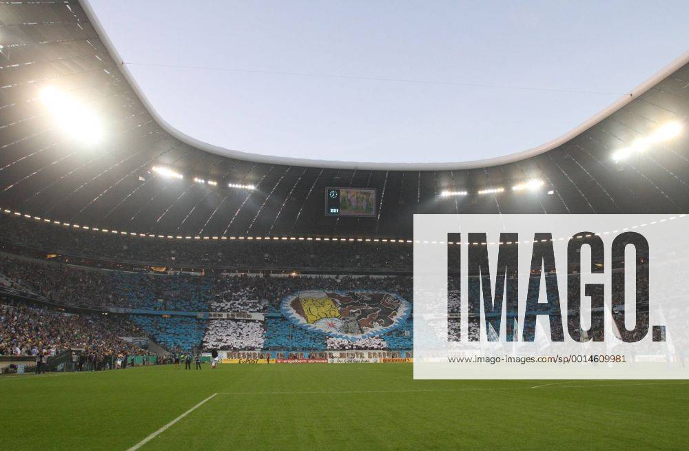 Stimmung im Stadion Fussball DFB-Pokal München Allianz Arena 24.09.2013 TSV 1860 München