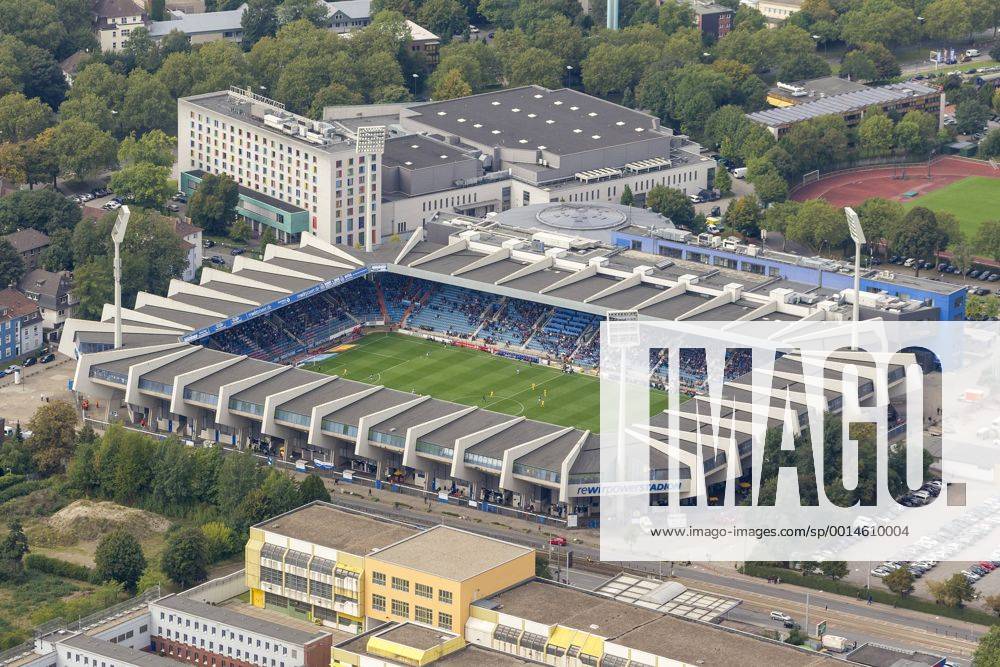 Fußball, Stadiongeschichte VfL Bochum rewirpowerSTADION Bochum, Spiel 2.Bundesliga, VfL Bochum 1848 gegen VfR Aalen, Bochum, Ruhrgebiet, Nordrhein-Westfalen, Deutschland, Europa !ACHTUNGxMINDESTHONORARx60xEURO!