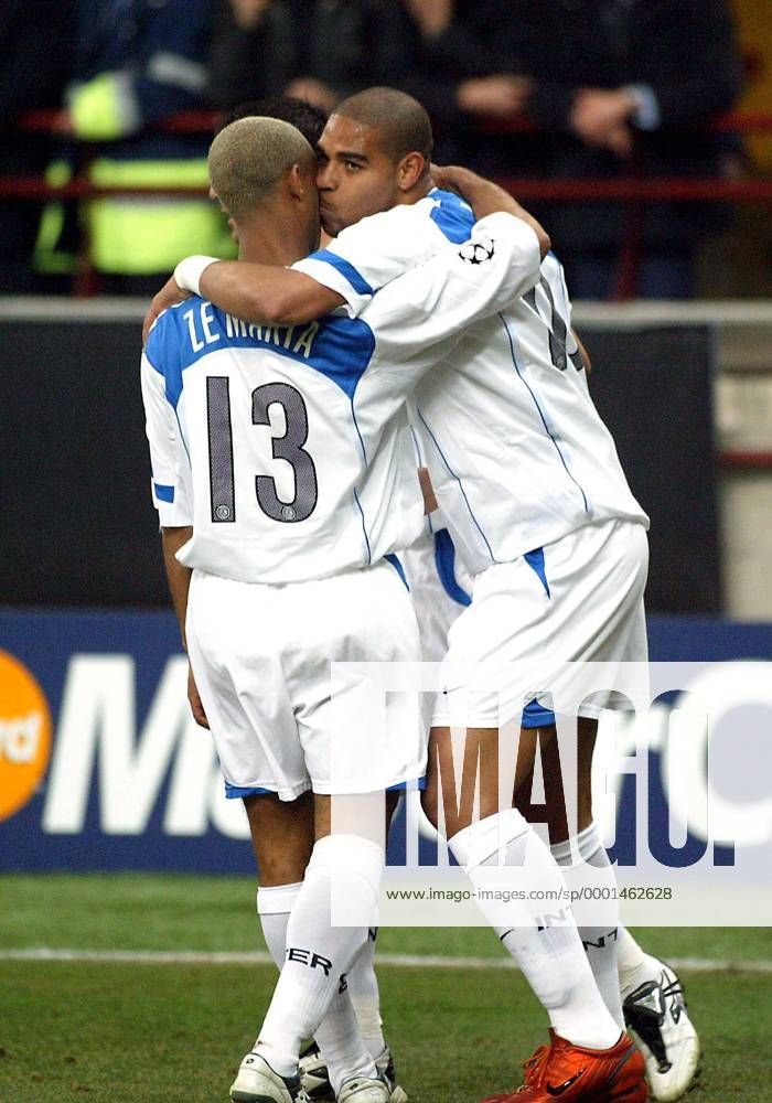 Adriano (re.) und Ze Maria (beide Inter) - Torjubel Fußball EC 1 Herren Champions League 2004 2005, FC Internazionale Mailand Gruppe Mailand Freude,
