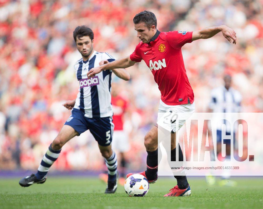 Robin van Persie of Manchester United in action - Manchester United vs. West Bromwich Albion - Barclay s Premier League - Old Trafford - Manchester - 28 09 2013 Pic Philip Oldham Sportimage .