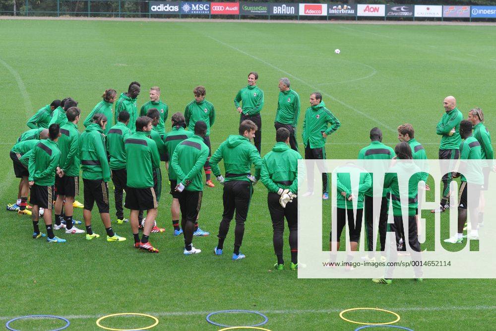 SQUADRA, MASSIMILIANO ALLEGRI MILAN 2013-14 ALLENAMENTO CHAMPIONS LEAGUE 30-09-2013