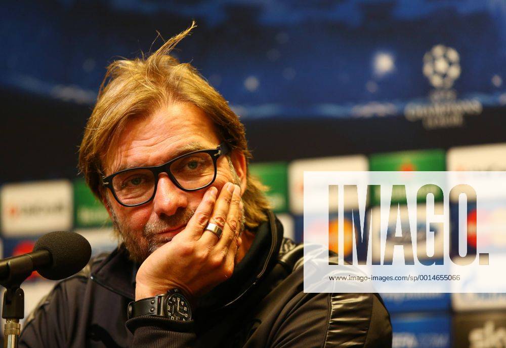 Montag 30.09.2013, Saison 2013 2014, UEFA Champions League, Pressekonferenz im Presseraum des Dortmunder Signal Iduna Parks vor dem Spiel zwischen dem BVB Borussia Dortmund und Olympique de Marseille, Trainer Jürgen Klopp (BVB)