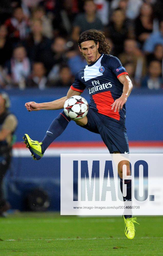Edinson Cavani (psg) FOOTBALL : FC Paris Saint Germain vs Benfica Lisbon - UEFA Champions League 2013 2014 - 02 10 2013 AnthonyBIBARD FEP Panoramic