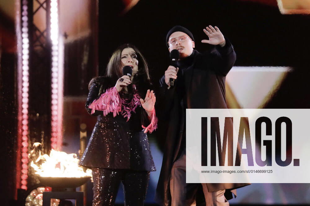 Marianne Rosenberg and Art Garfunkel Jr in the New Years Eve show Celebrate at the Gate Welcome 2022 at the Brandenburg Gate Berlin, 31 12 2021 Foto:xS.xGabschx xFuturexImage