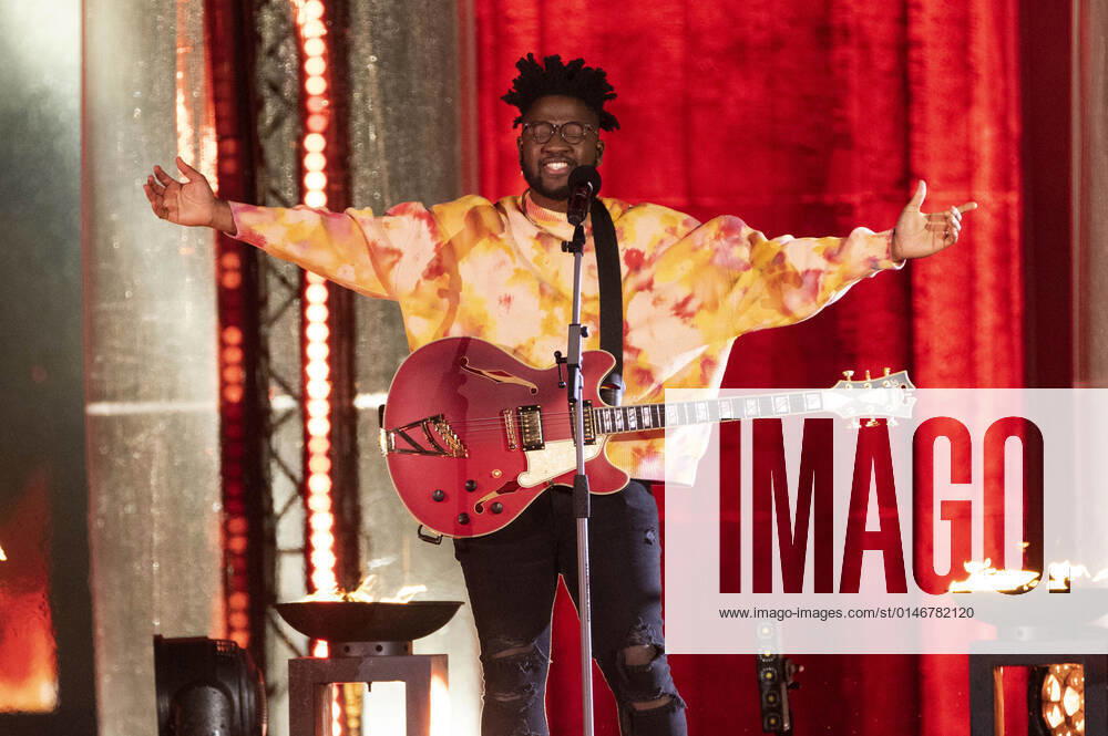 Kelvin Jones in the New Years Eve show Celebrate at the Gate Welcome 2022 at the Brandenburg Gate Berlin, 31 12 2021 Foto:xJ.xFuturexImage