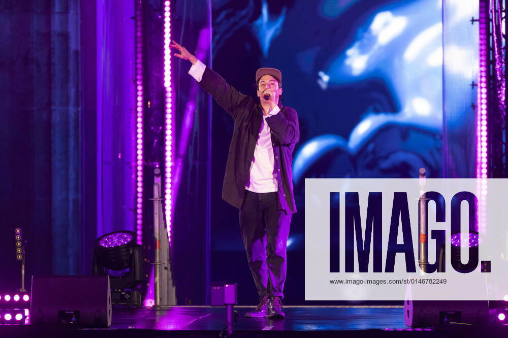 Graham Candy in the New Years Eve show Celebrate at the Gate Welcome 2022 at the Brandenburg Gate Berlin, 31 12 2021 Foto:xJ.xFuturexImage