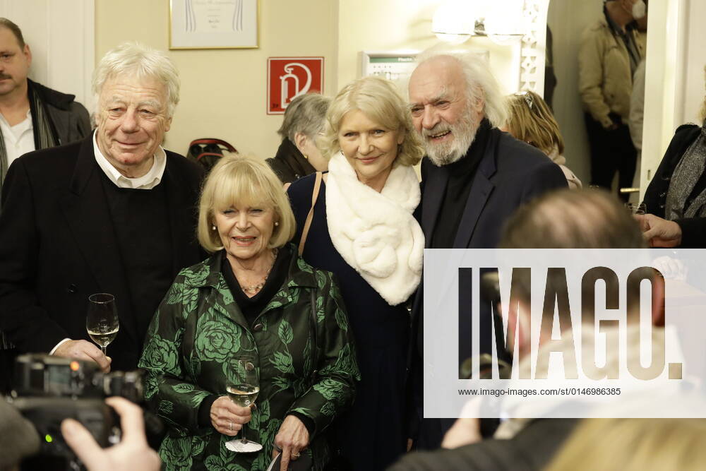 Dagmar Biener with husband Joachim Zerbster, Achim Wolff with wife Rita Feldmeier at the theater premiere of Rent a friend, Germany, Berlin, Schlosspark Theater, RENT A FRIEND, Comedy by Folke Braband, With Caroline Beil, Bürger Lars Dietrich, Alessija Lause TORSTEN MÜNCHOW