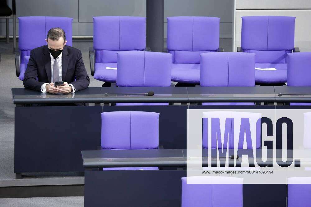 Volker Wissing, Federal Minister for Digital Affairs and Transport, FDP, on the government bench, DEU, Berlin