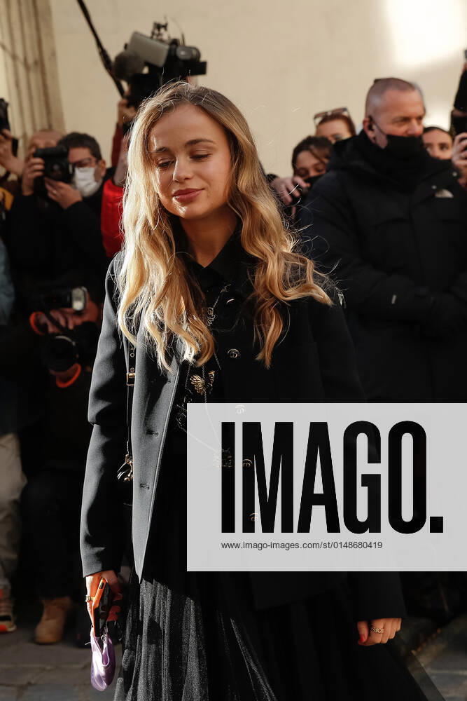 Lady Amelia Windsor NEWS : Defile Dior Haute Couture Spring Summer 2022 - 24 01 2022 AurelienMorissard Panoramic