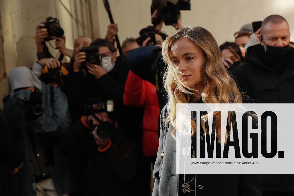 Lady Amelia Windsor NEWS : Defile Dior Haute Couture Spring Summer 2022 - 24 01 2022 AurelienMorissard Panoramic