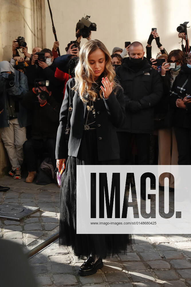 Lady Amelia Windsor NEWS : Defile Dior Haute Couture Spring Summer 2022 - 24 01 2022 AurelienMorissard Panoramic