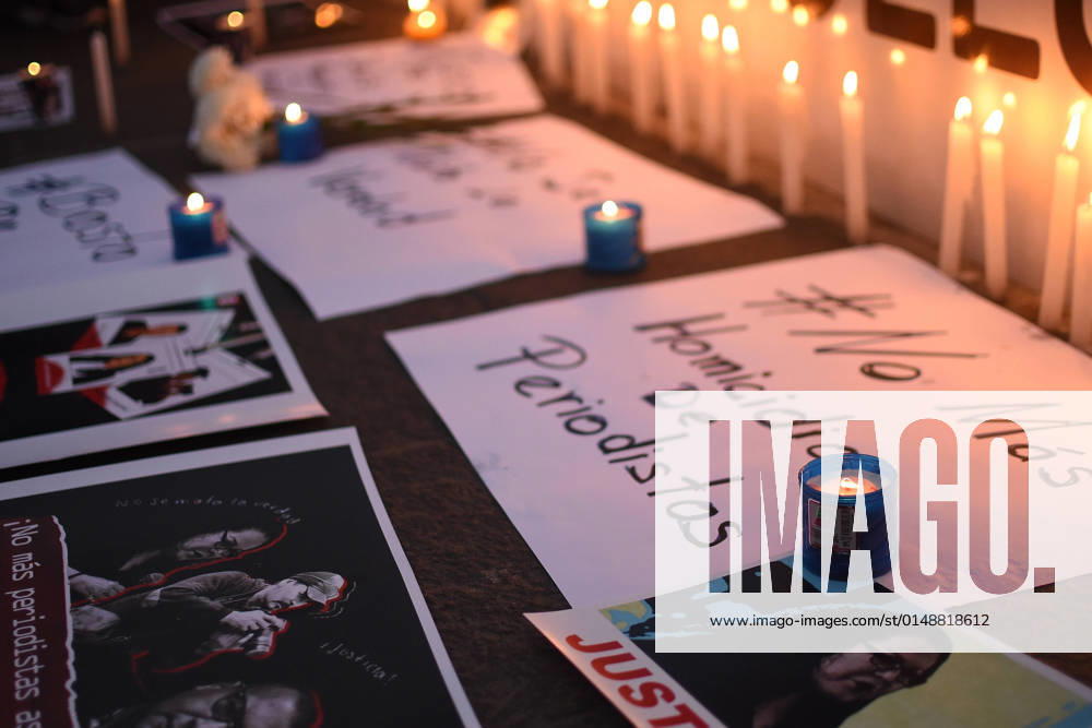 Mexiko, Gedenkveranstaltung für getötete Journalisten in Xalapa January 25, 2022: Journalists in Xalapa demonstrate for the murders of Margarito MartoÂnez, Lourdes Maldonado and Jose Luis Gamboa, journalists murdered in this year 2022. - ZUMAqp1_ 20220125_zip_qp1_007