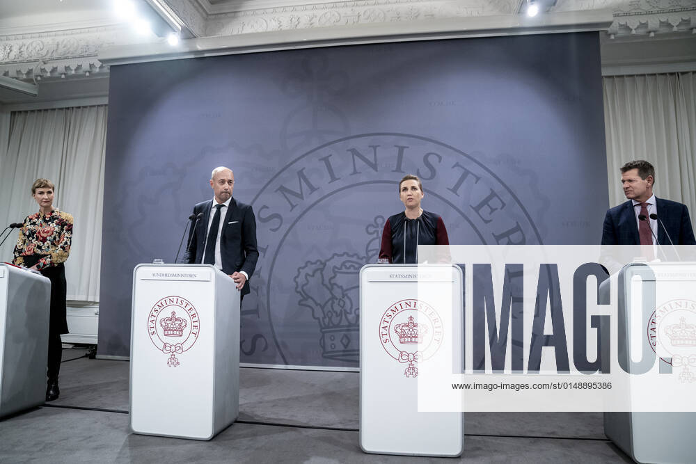 Prime Minister Mette Frederiksen S, Minister of Health Magnus Heunicke S, academic director of the Statens Serum Institut Tyra Grove Krause and director of the National Board of Health Soeren Brostroem during a press conference on the corona situation in the Mirror Room in the Prime Ministers Office, Wednesday 26 January 2022, Copenhagen Denmark
