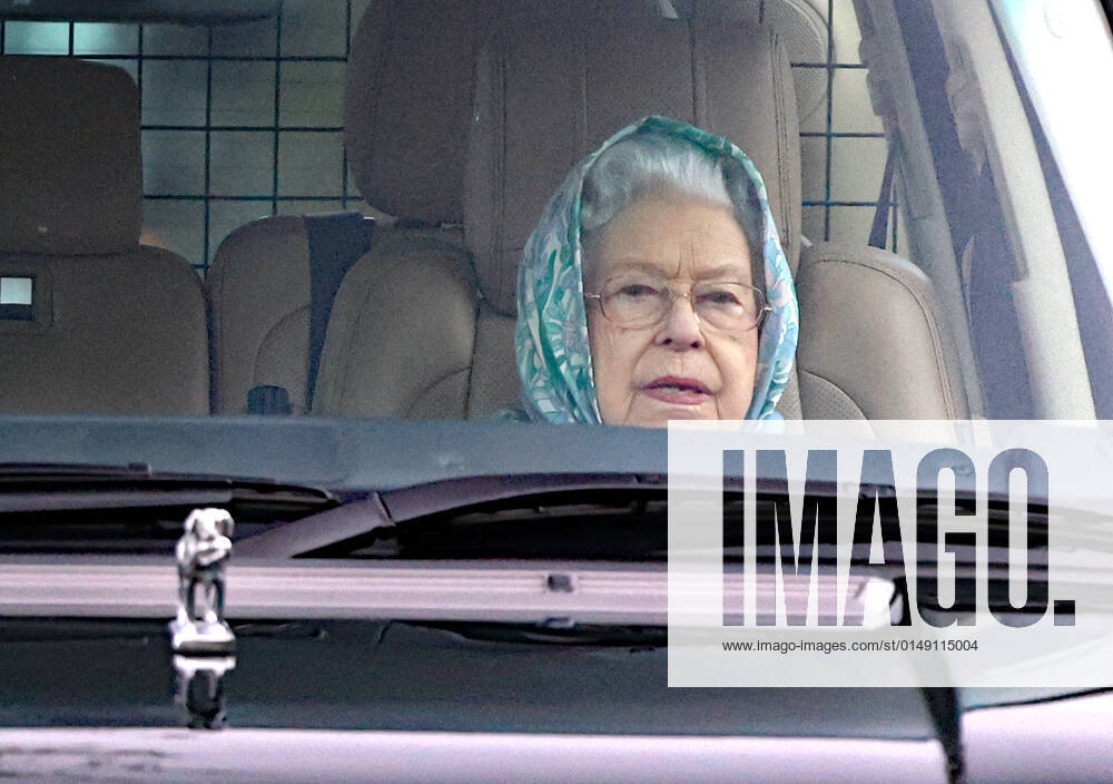 Queen Elizabeth II is seen out and about on the Sandringham Estate. Her Majesty normally spends her Christmas break in Norfolk, but due to the Covid pandemic she has missed the last two. It is also the first time she has spent her winter break in Sandringham since the death of her beloved husband Prince Philip The Duke of Edinburgh. Queen Elizabeth II, Sandringham, Norfolk, UK, on January 28, 2022