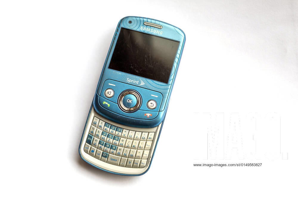Vintage Samsung cell phone A Samsung Reclaim SPH-M560 slider cellular phone, circa 2009, is seen in New York on Tuesday, February 1, 2022. ( RichardxB.xLevine
