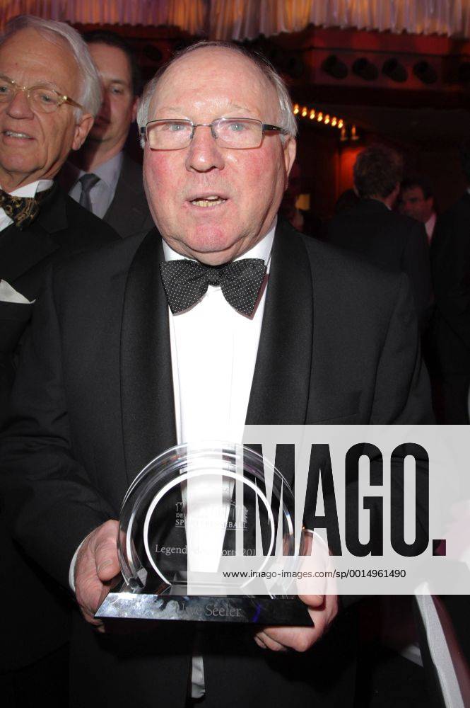 Uwe Seeler beim Sportpresseball 2013 in der Alten Oper. Frankfurt M., 02.11.2013 Foto:xS.xSchrapsx xFuturexImage