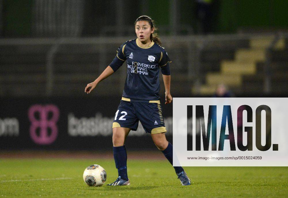 Yoreli Rincon (M), VfL Wolfsburg (WOB) - LDB FC Malmö (M), Fußball, UEFA Women - Champions League, Saison 2013 2014, Wolfsburg, 13.11.2013,