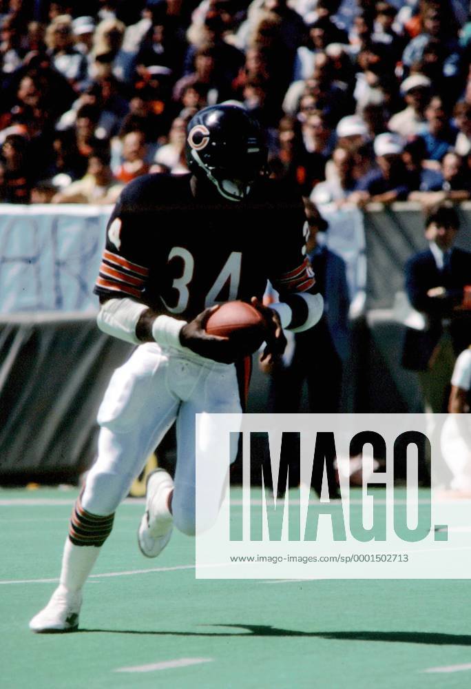 Running Back Walter Payton (Chicago Bears) mit der Pille - (Icon5921889) American Football Herren NFL 1987 1988, Chicago Bears, Vdia Einzelbild Aufnahmedatum geschätzt Dynamik,