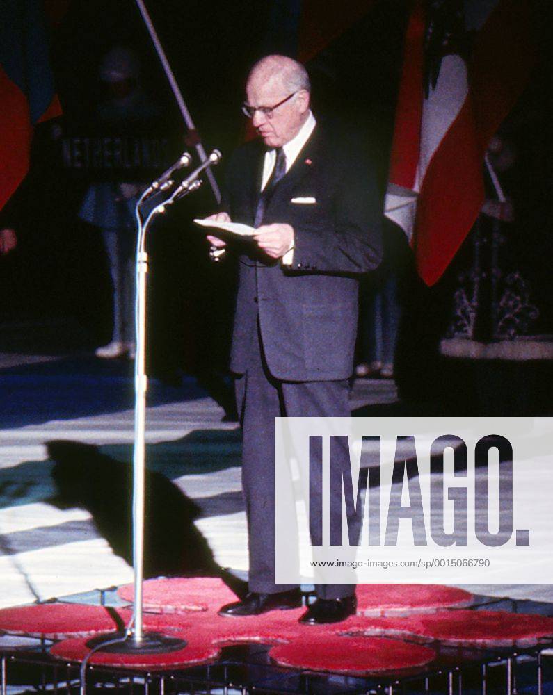 1972 Sapporo Winter Olympics - Closing Ceremony International Olympic Committee (IOC) President Avery Brundage addresses the crowds at the Makomanai Ice Arena, Japan.