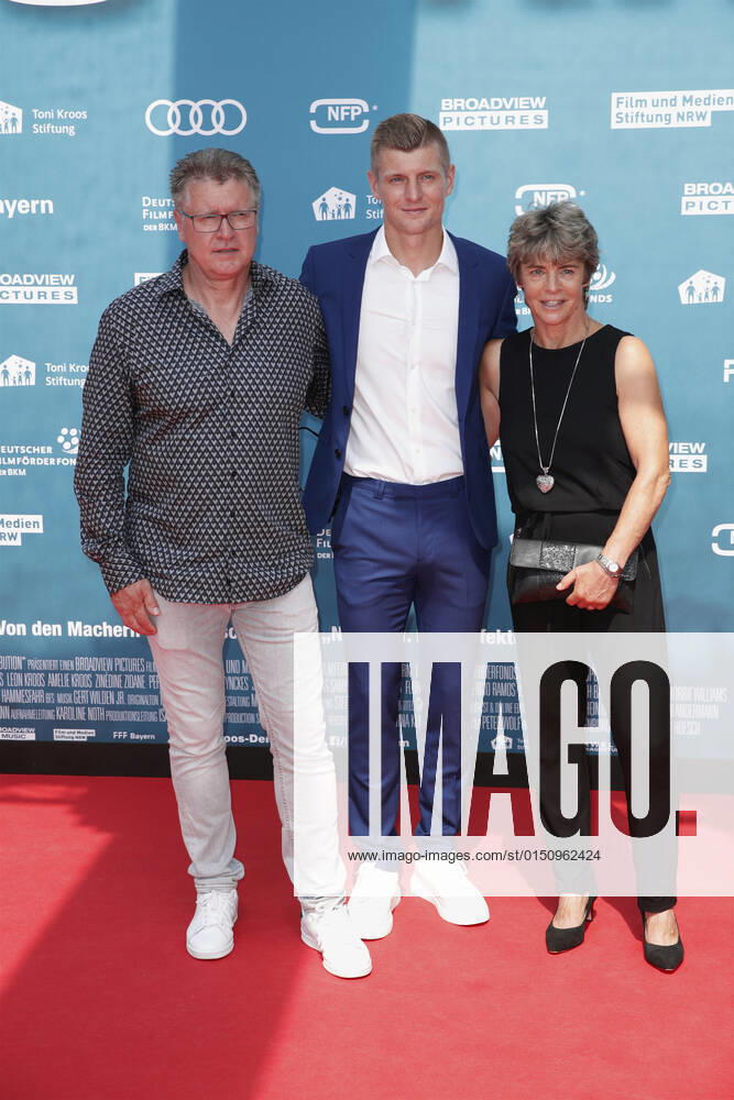 Toni Kroos with Parents Birgit and Roland Kroos World premiere from Kroos on 30 June 2019 at Cinedom in Cologne