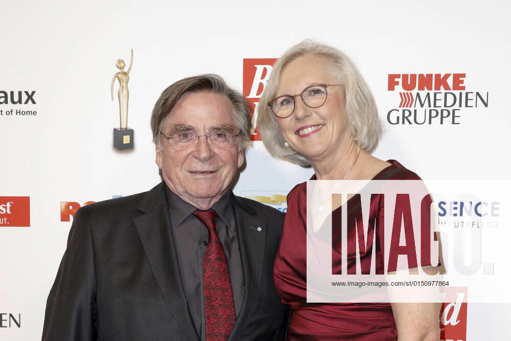 Elmar Wepper with Wife Anita at the 13 award Ceremony the Golden Picture the Woman at Stage Operetta House on 23 October 2019 in Hamburg