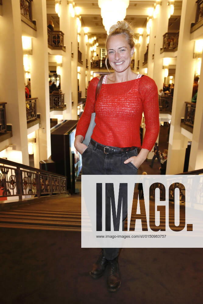 Eva Mona Rodekirchen Young Show öIm Labyrinth the Books World premiere at Friedrichstadt Palace on 17 November 2019 in Berlin