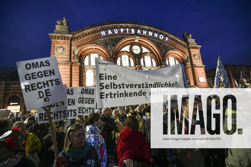 Demo Bremen shows face Demo against right-wing violence Bremen shows face