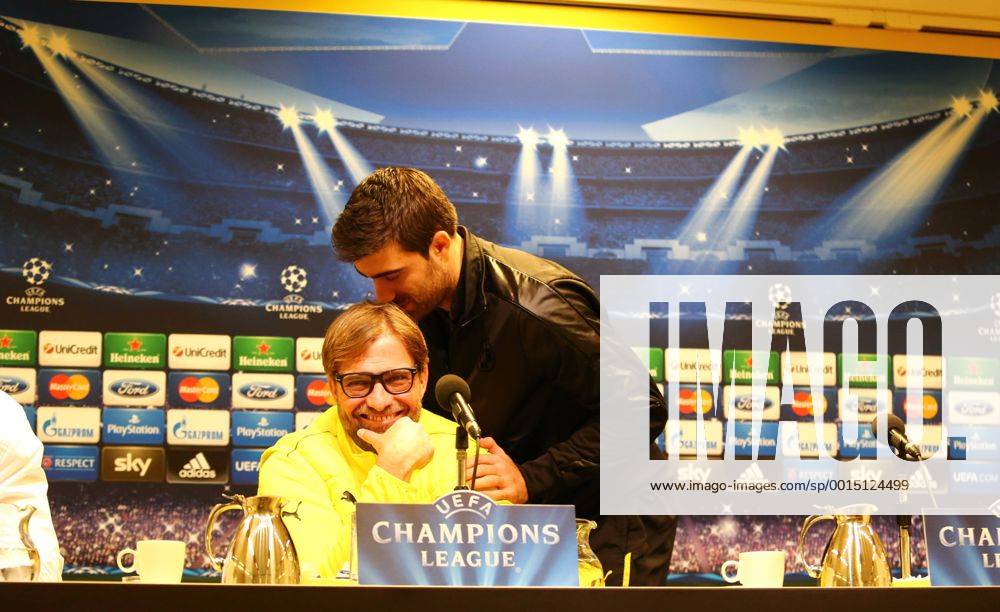 Montag 25.11.2013, Saison 2013 2014, UEFA Champions League, Pressekonferenz im Presseraum des Dortmunder Signal Iduna Parks vor dem Spiel zwischen dem BVB Borussia Dortmund und dem SSC Neapel, Trainer Jürgen Klopp (BVB) und Sokratis Papastathopoulos (BVB), v.l.