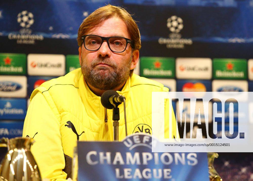 Montag 25.11.2013, Saison 2013 2014, UEFA Champions League, Pressekonferenz im Presseraum des Dortmunder Signal Iduna Parks vor dem Spiel zwischen dem BVB Borussia Dortmund und dem SSC Neapel, Trainer Jürgen Klopp (BVB)