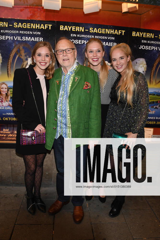 Joseph Vilsmaier with its Daughters Josephine, Theresa and Janina Premiere from Bavaria Sagenhaft at Cinema on Sendlinger Gate in Munich on 19 October 2017