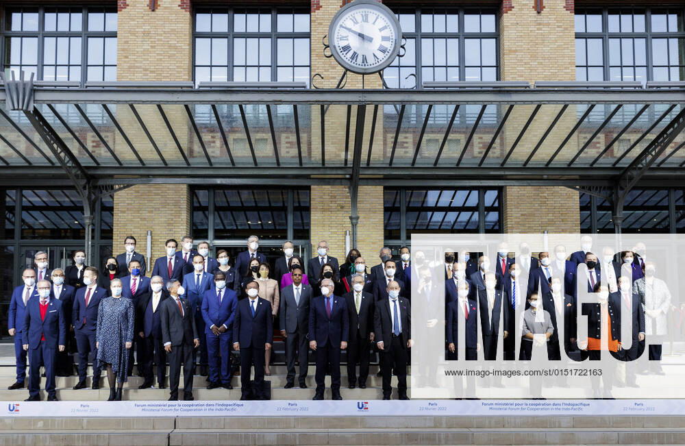 Family photo during the meeting of Foreign Ministers of the Forum for Indo-Pacific Cooperation Paris, 22 02 2022 Paris France