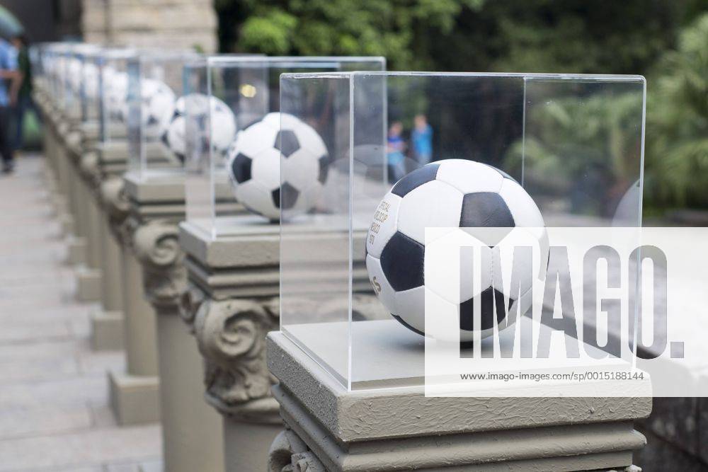 Ausstellung der FIFA WM-Bälle - Adidas Telstar - offizieller Spielball der WM 1970 in Mexiko - Parque Lage Rio de Janeiro. RIO DE JANEIRO RJ, Brasil 03 12 2013. ( x(11)Pupox xFotoarenax
